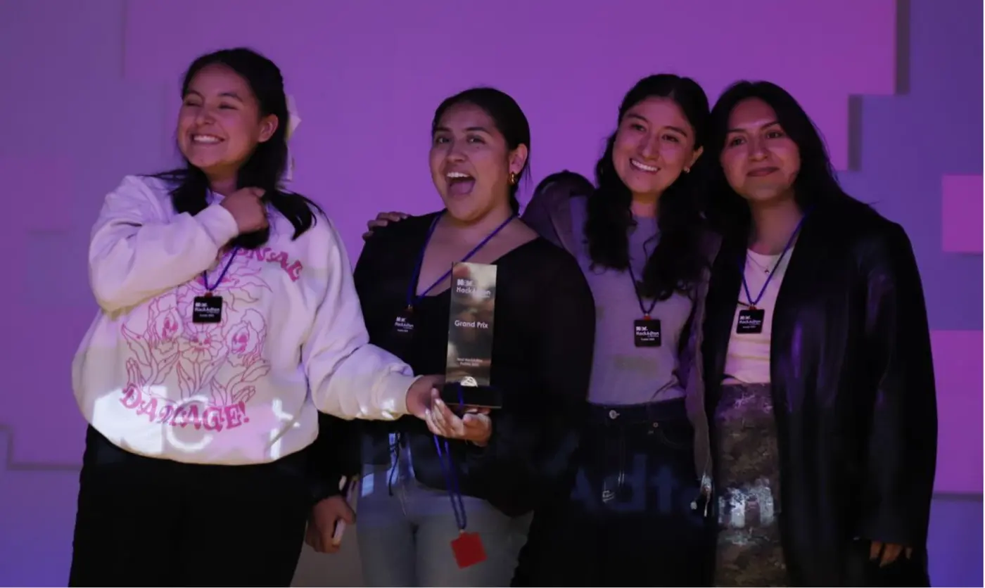Equipo ADwarriors, ganador Grand Prix de HackAdton Puebla 2025